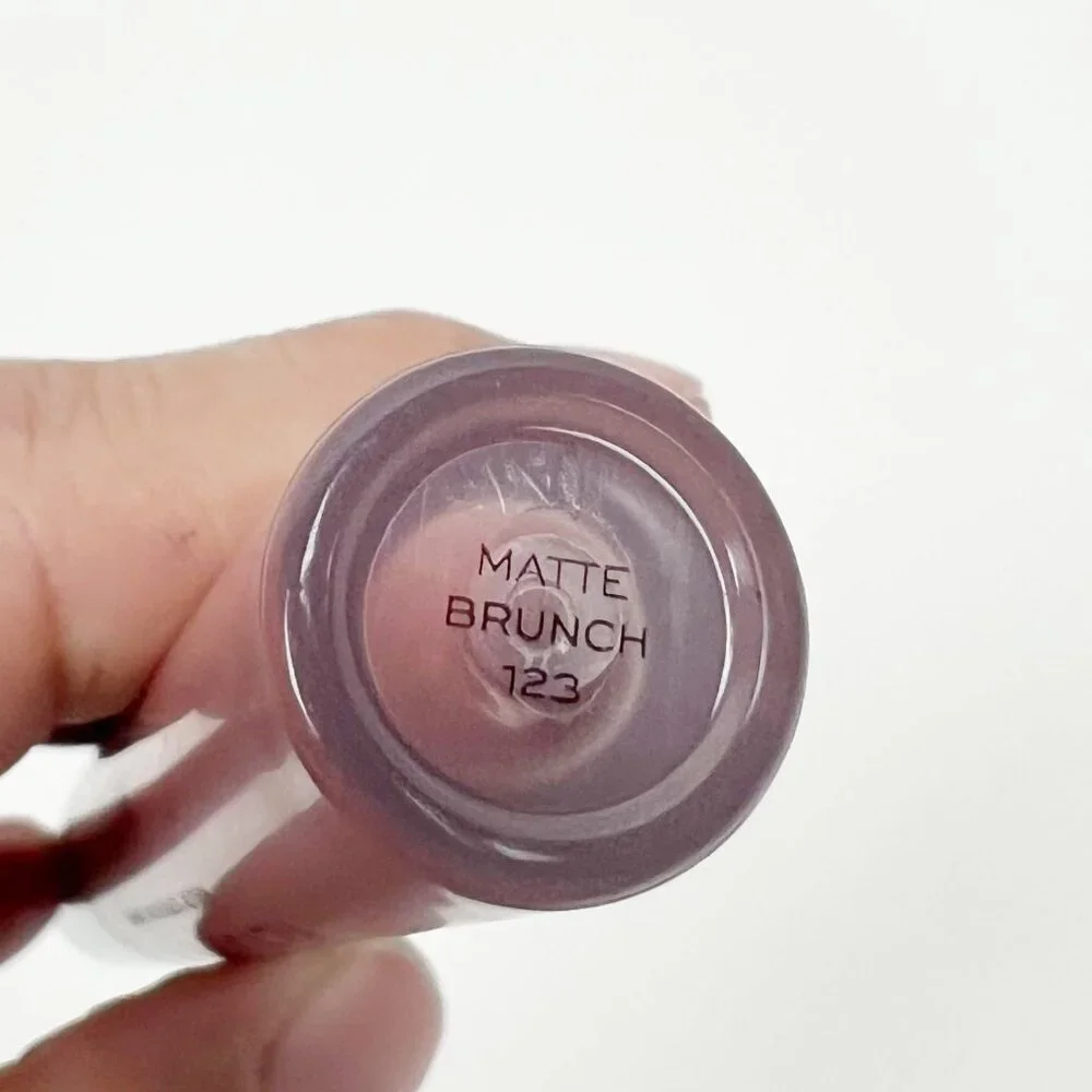 ⚠️ 5/25: Makeup Revolution Matte Lipstick - Brunch